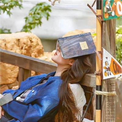 风流教士俏女佣